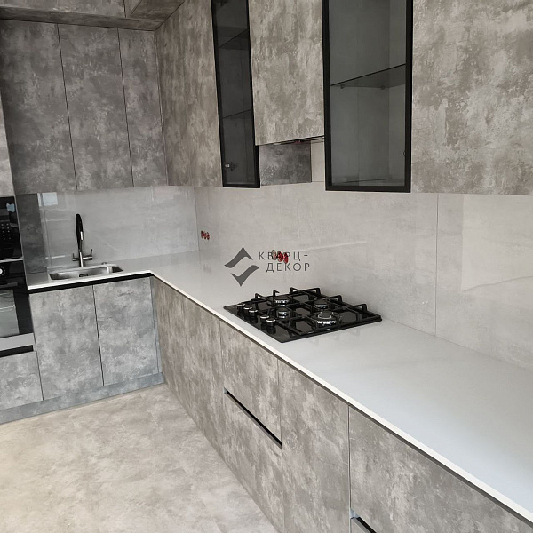 Столешница из кварцевого агломерата Vicostone BQ 9